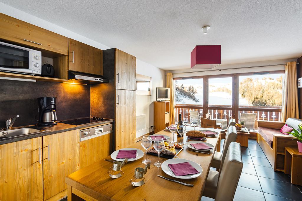 Travelski Home Premium - Residence Les Chalets D'Edelweiss La Plagne Exterior photo